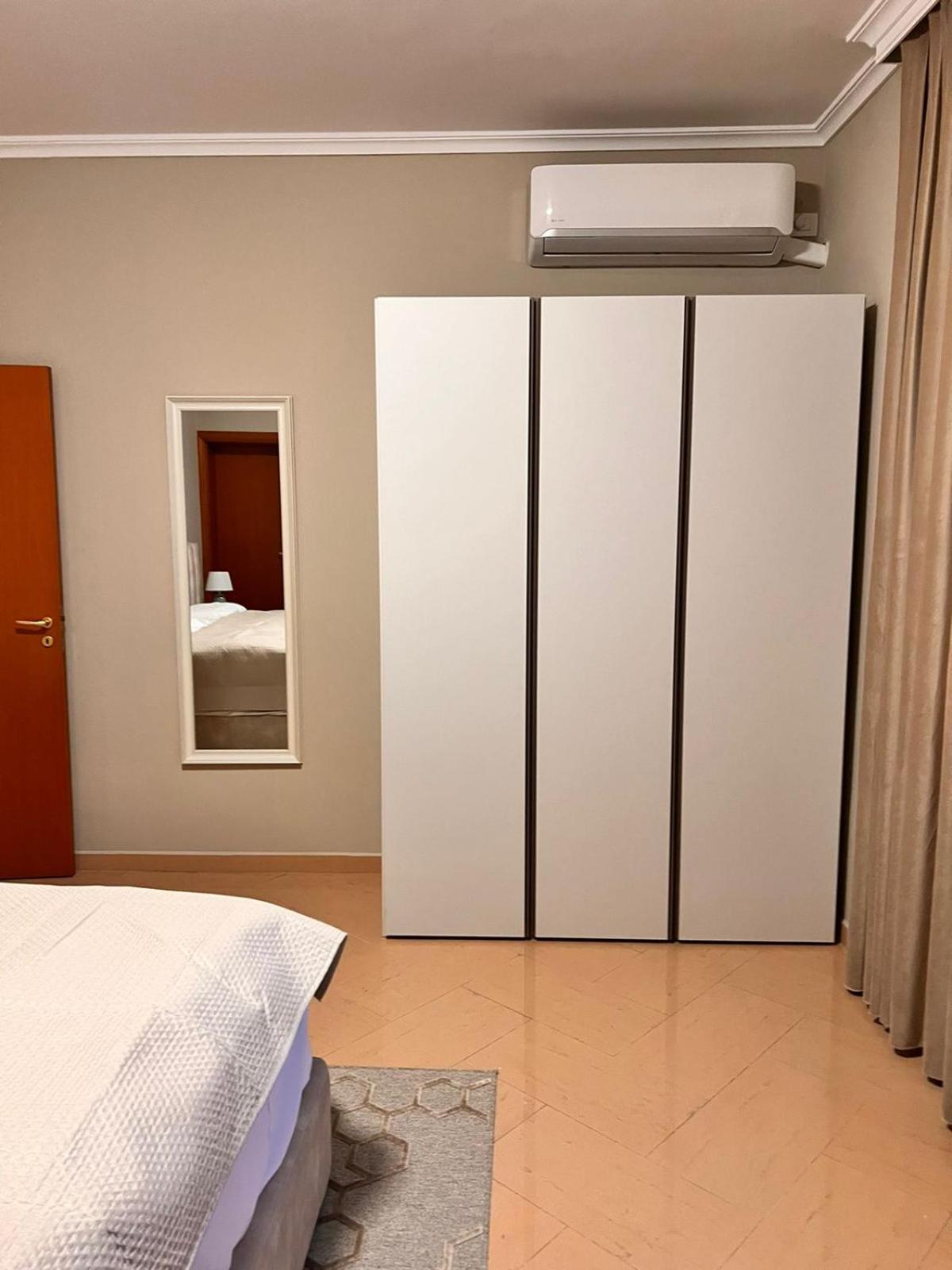 Villa Chaplin Tirana Kültér fotó